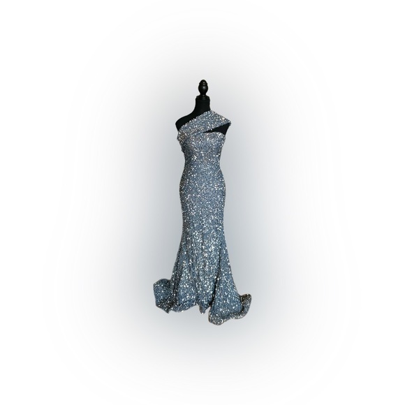 Silver one shoulder mermaid dress - Picture 4 of 7